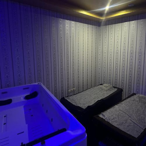 Aayu Daynight Outcall Spa